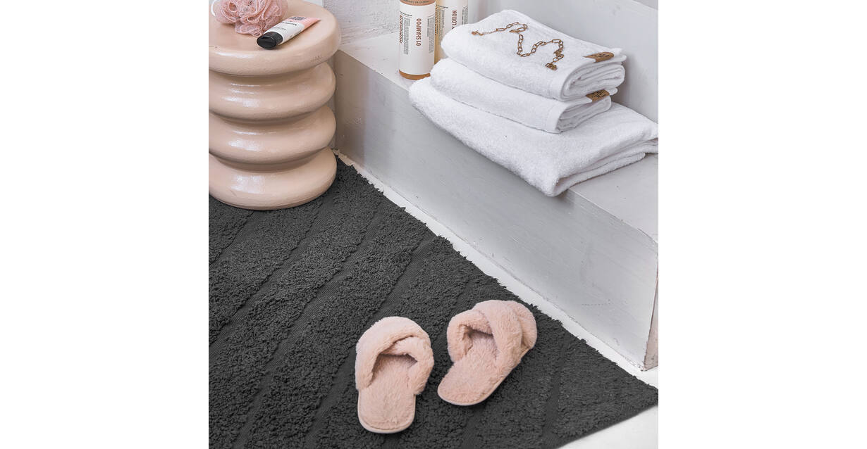 Dindi Home Badmat Pure & Pretty